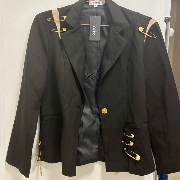 NWT Black Blazer with Oversized Gold Safety Pins - Picture 2 of 8